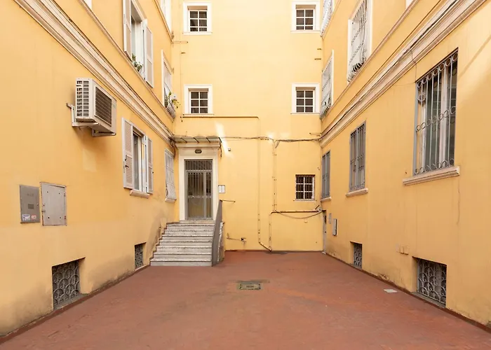 The Best Rent - Sunny Three-Bedroom Apartment Near Ottaviano Metro Stop